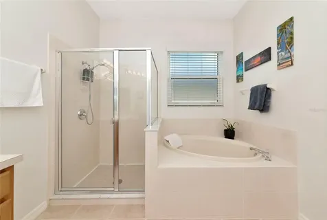 5720 43rd Court E Bradenton FL 34203