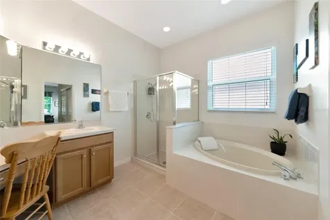 5720 43rd Court E Bradenton FL 34203