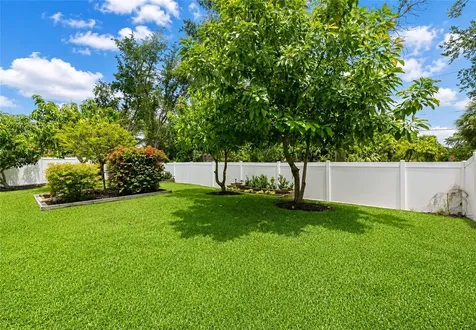 5720 43rd Court E Bradenton FL 34203