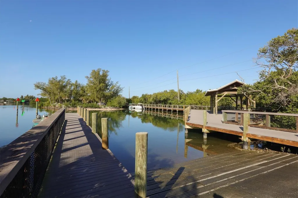 120 Woodland Place Osprey FL 34229