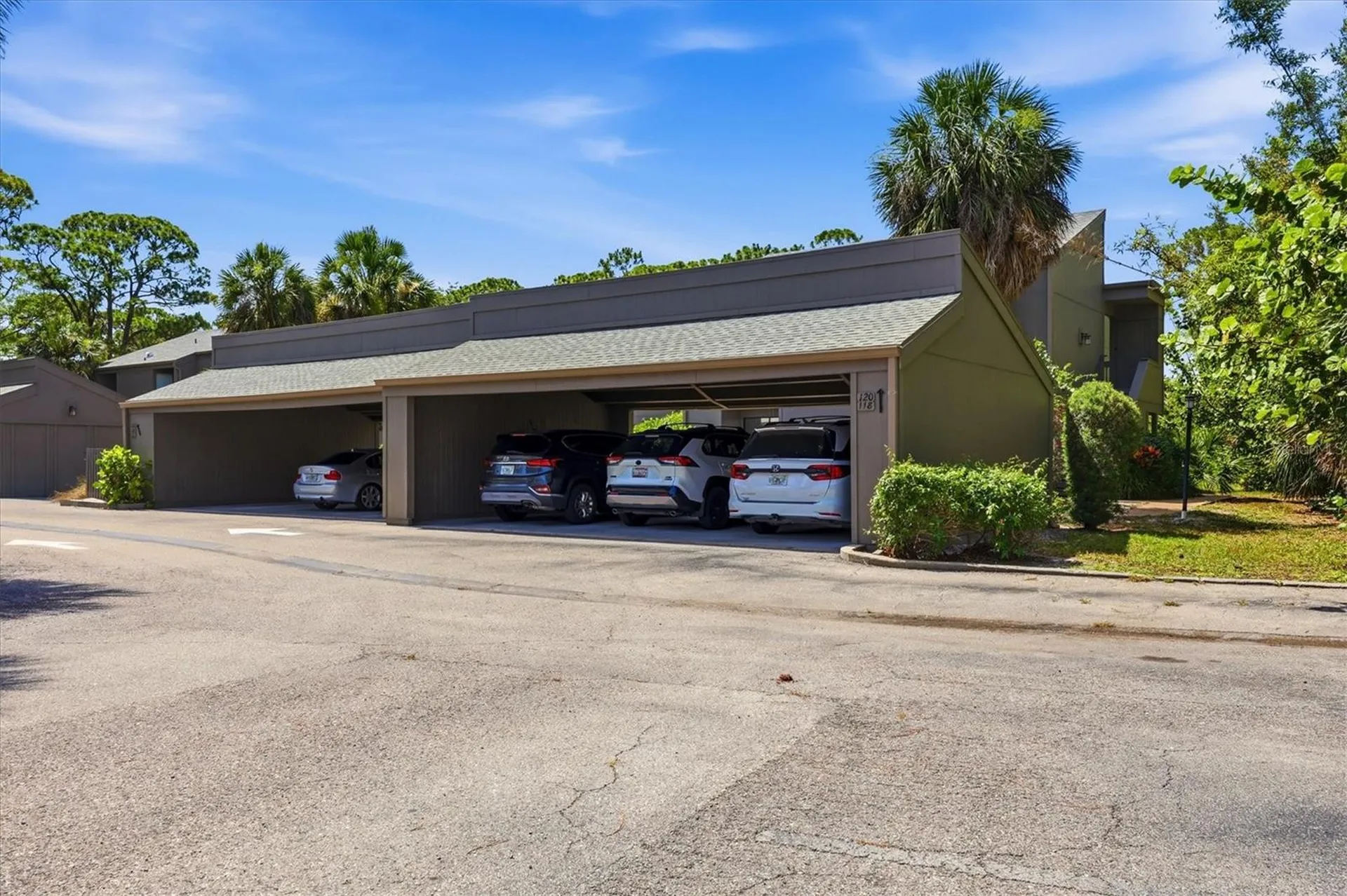 120 Woodland Place Osprey FL 34229