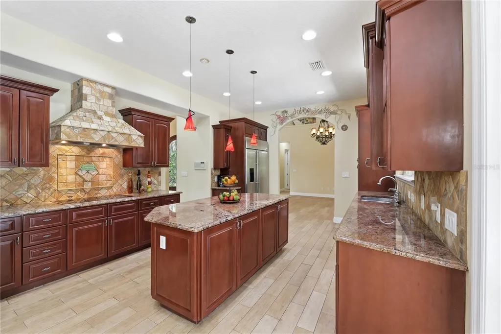 10307 Reclinata Lane Tampa FL 33618