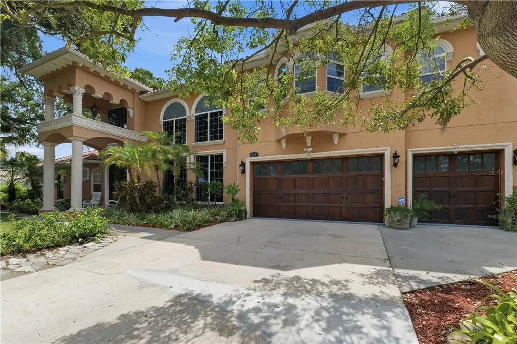 10307 Reclinata Lane Tampa FL 33618