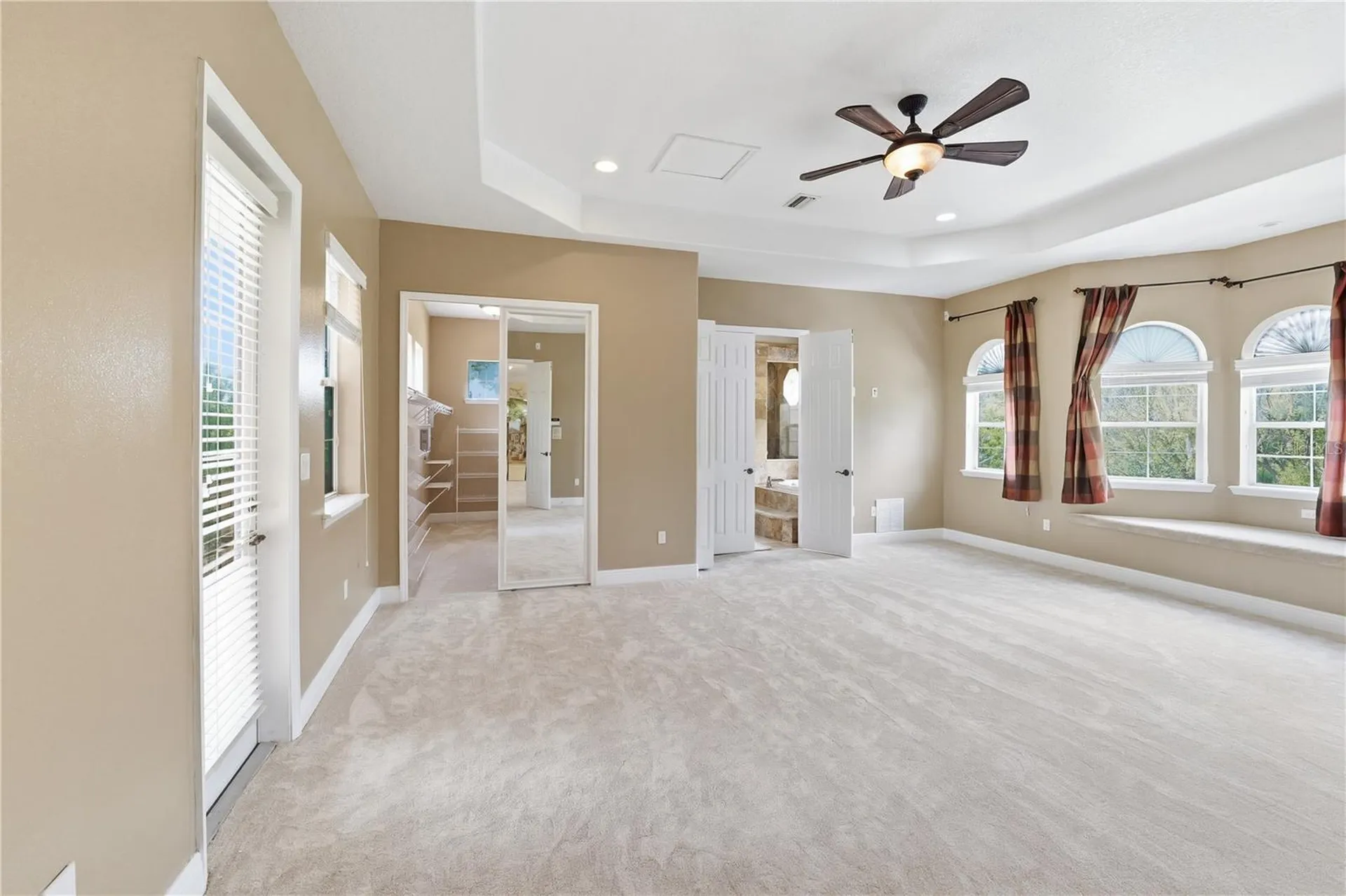 10307 Reclinata Lane Tampa FL 33618