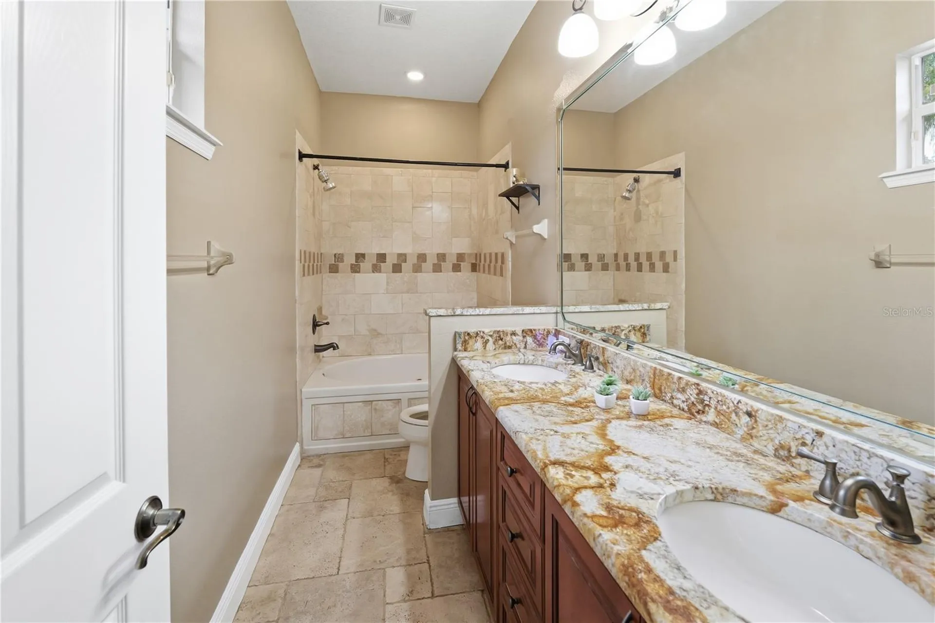 10307 Reclinata Lane Tampa FL 33618