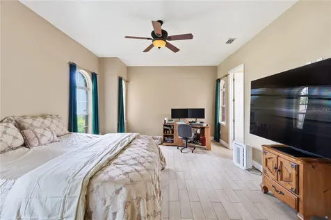 10307 Reclinata Lane Tampa FL 33618