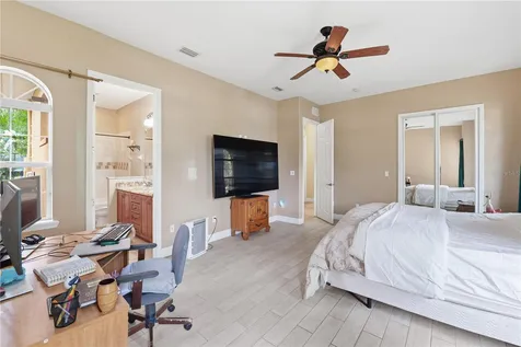 10307 Reclinata Lane Tampa FL 33618