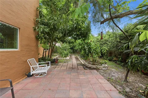 10307 Reclinata Lane Tampa FL 33618