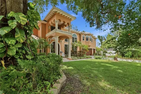 10307 Reclinata Lane Tampa FL 33618