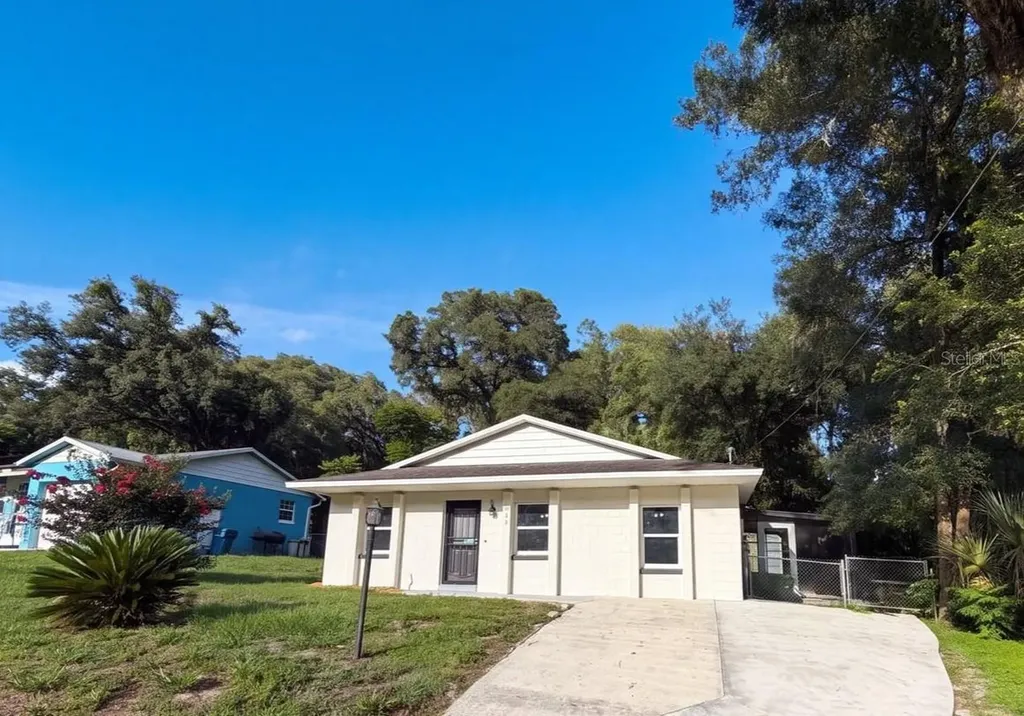 2230 Spring Hollow Drive Orange City FL 32763