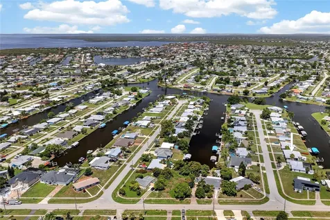 321 Weber Terrace Port Charlotte FL 33952