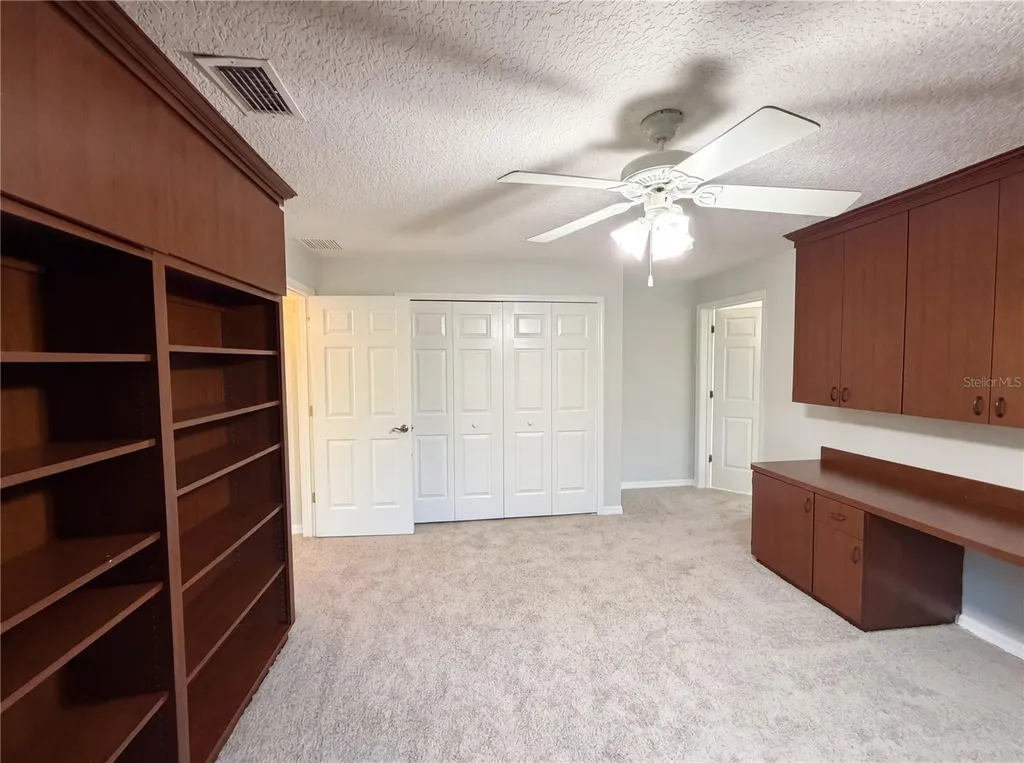 27305 Racquet Circle Leesburg FL 34748