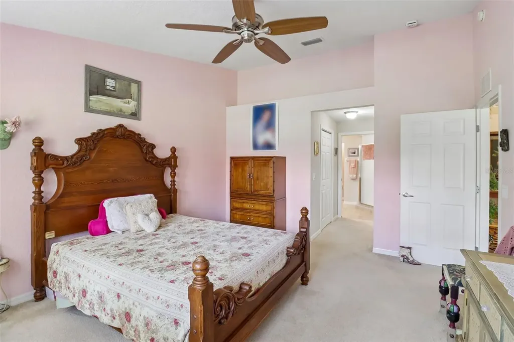 10172 Mainsail Drive Oxford FL 34484