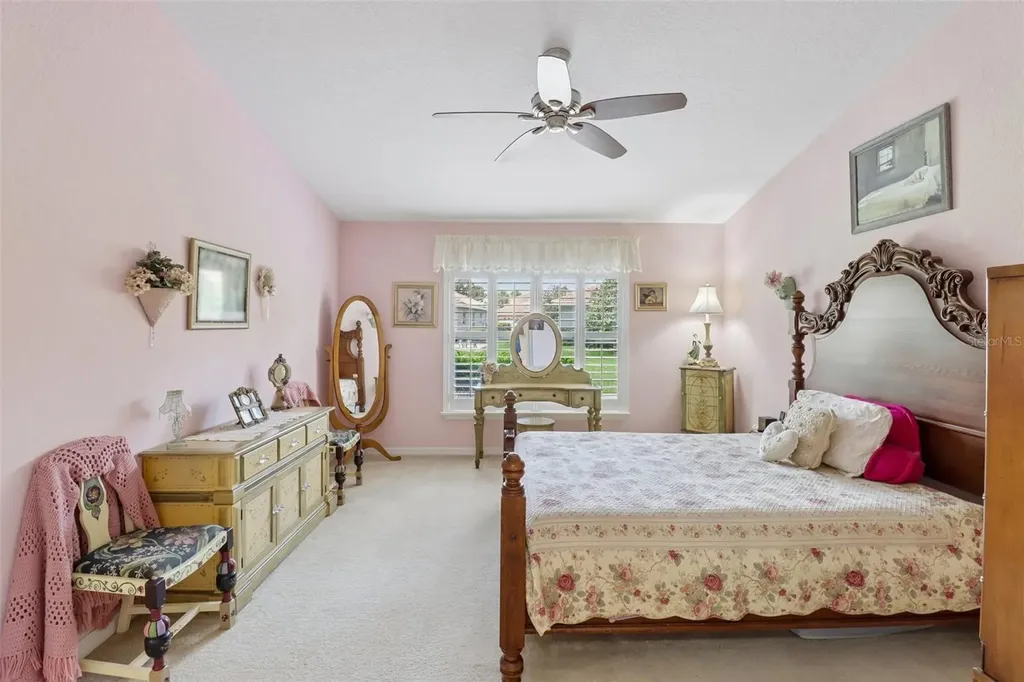 10172 Mainsail Drive Oxford FL 34484