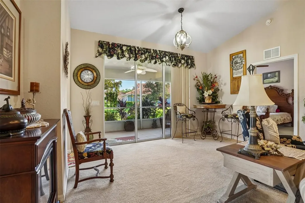 10172 Mainsail Drive Oxford FL 34484
