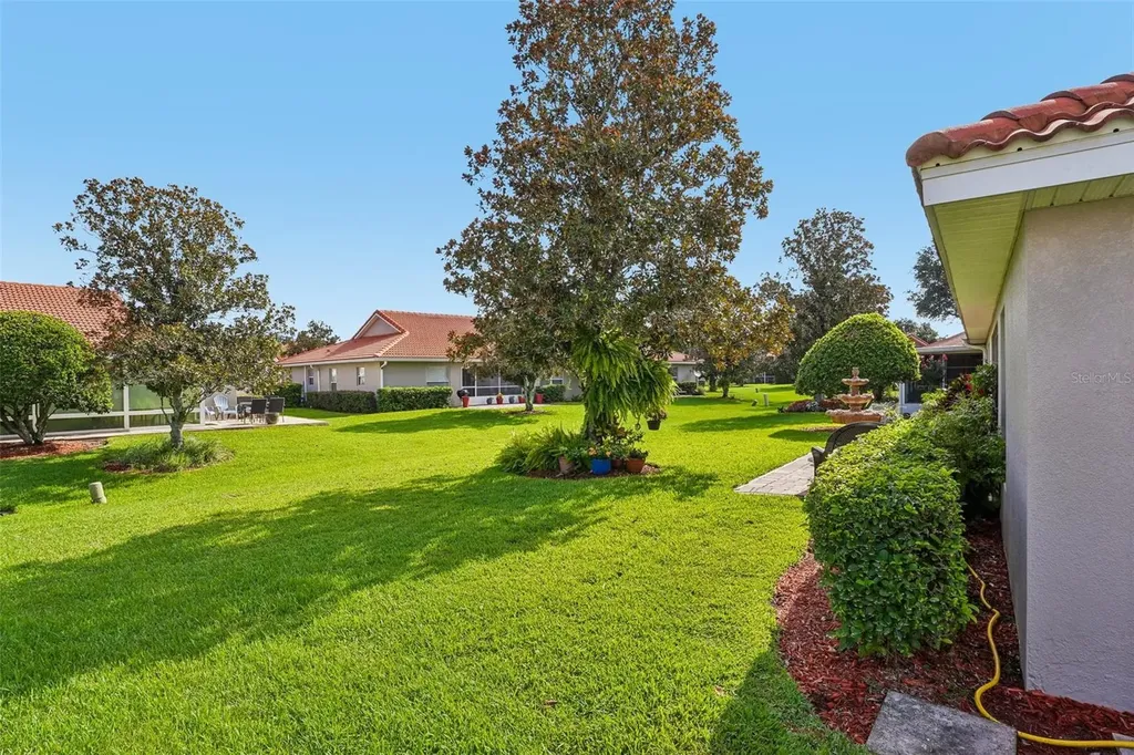 10172 Mainsail Drive Oxford FL 34484