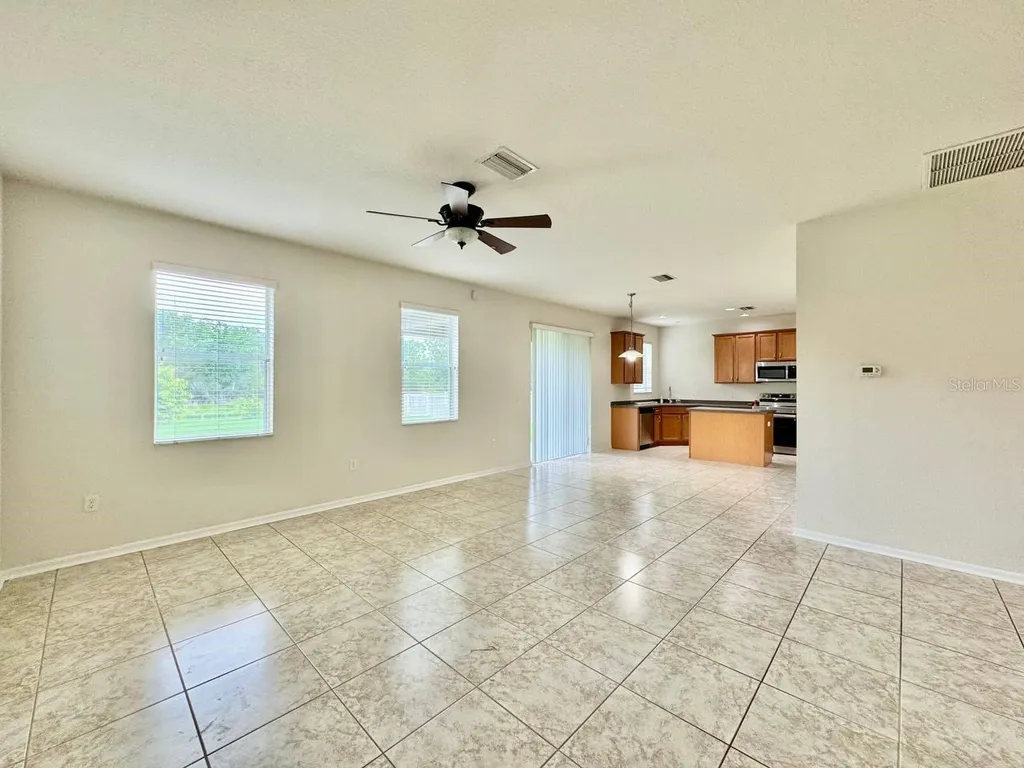 9614 Oak Glade Avenue Tampa FL 33647