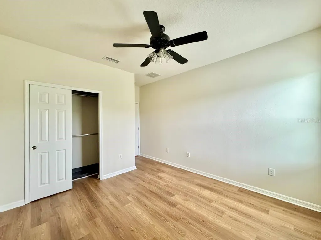 9614 Oak Glade Avenue Tampa FL 33647