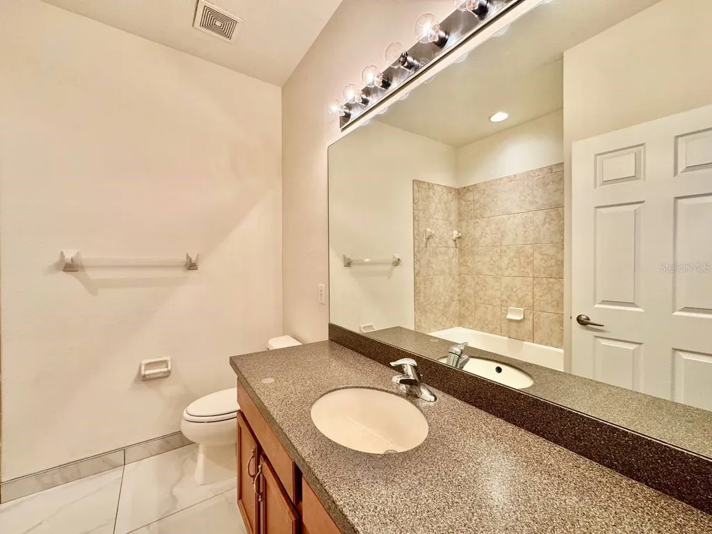 9614 Oak Glade Avenue Tampa FL 33647