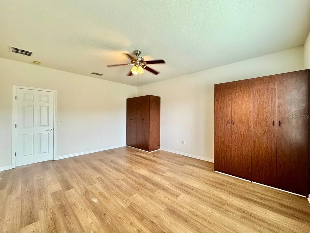 9614 Oak Glade Avenue Tampa FL 33647