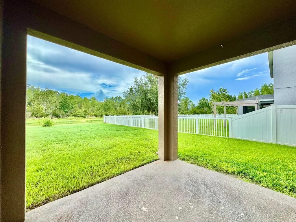 9614 Oak Glade Avenue Tampa FL 33647