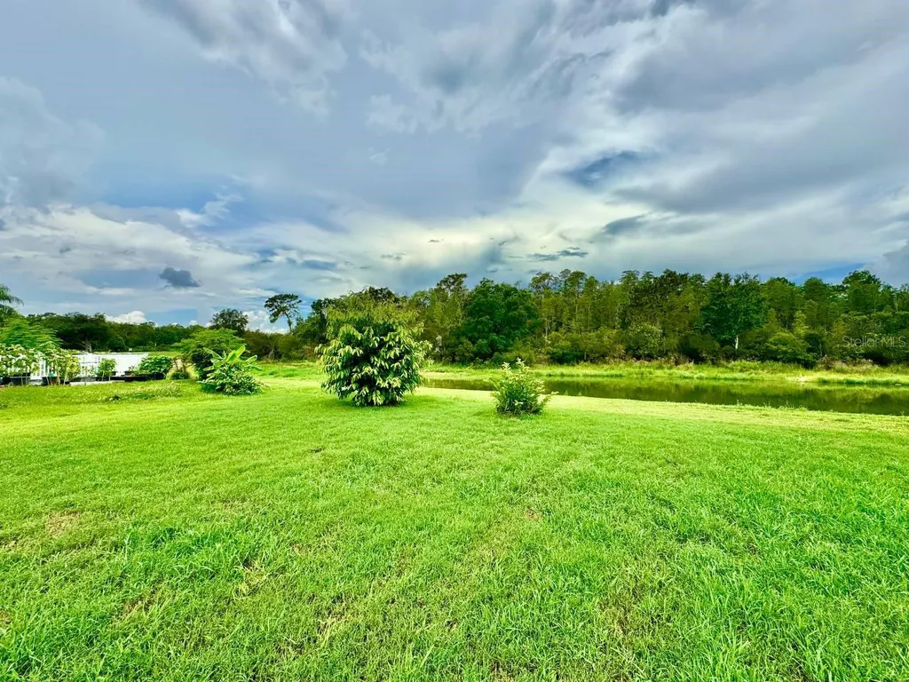 9614 Oak Glade Avenue Tampa FL 33647