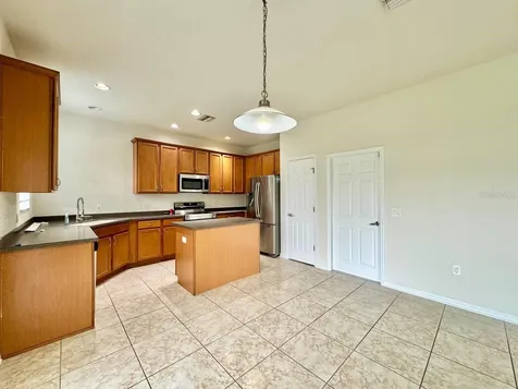 9614 Oak Glade Avenue Tampa FL 33647