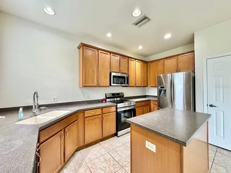 9614 Oak Glade Avenue Tampa FL 33647
