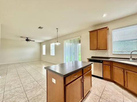 9614 Oak Glade Avenue Tampa FL 33647