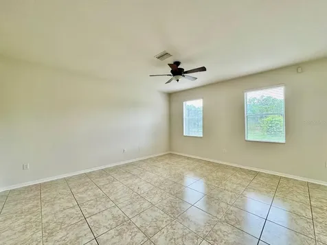 9614 Oak Glade Avenue Tampa FL 33647