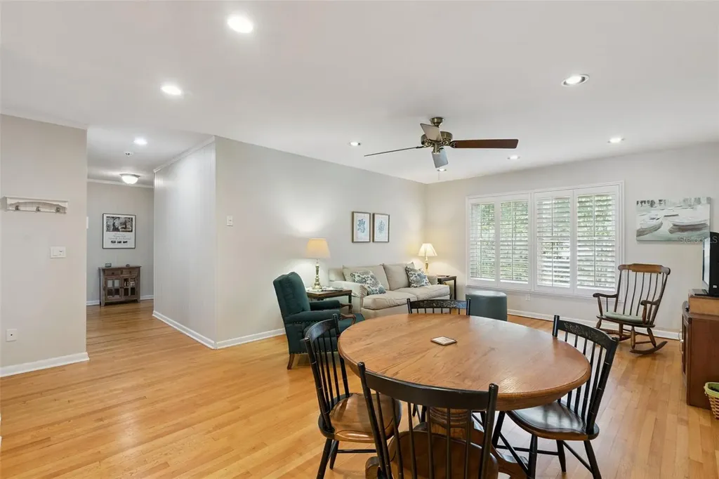 1008 E Ridgewood Street Orlando FL 32803