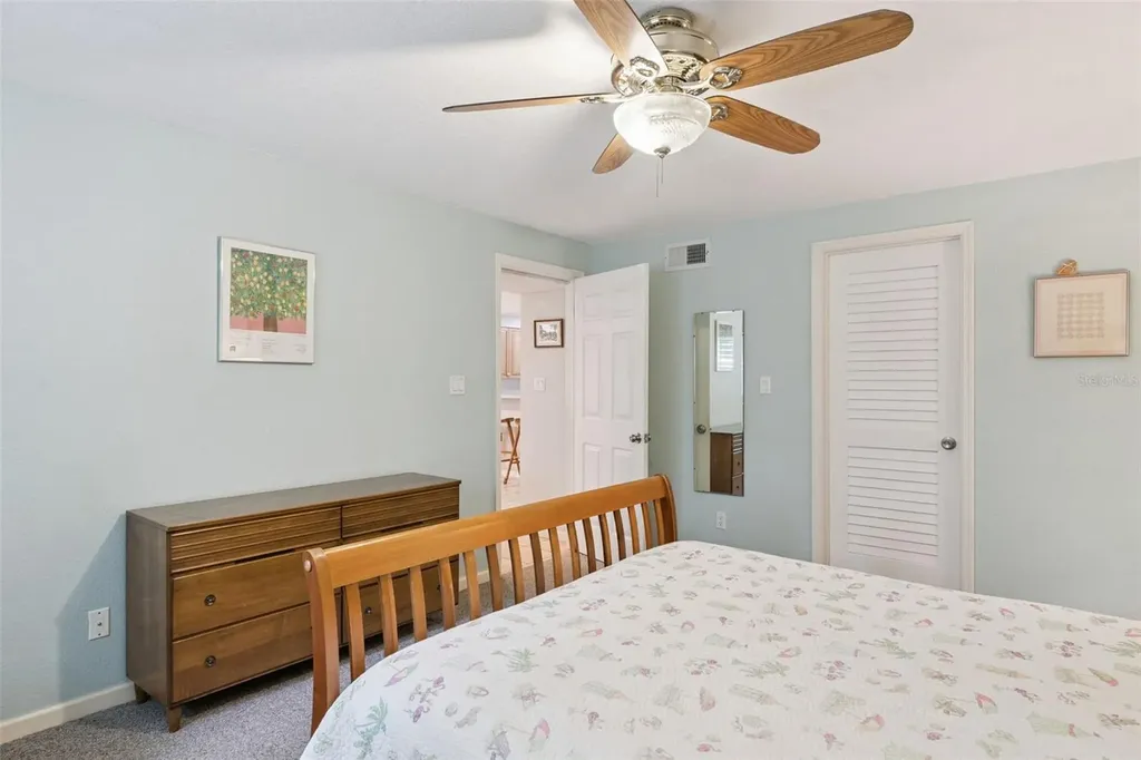 1008 E Ridgewood Street Orlando FL 32803