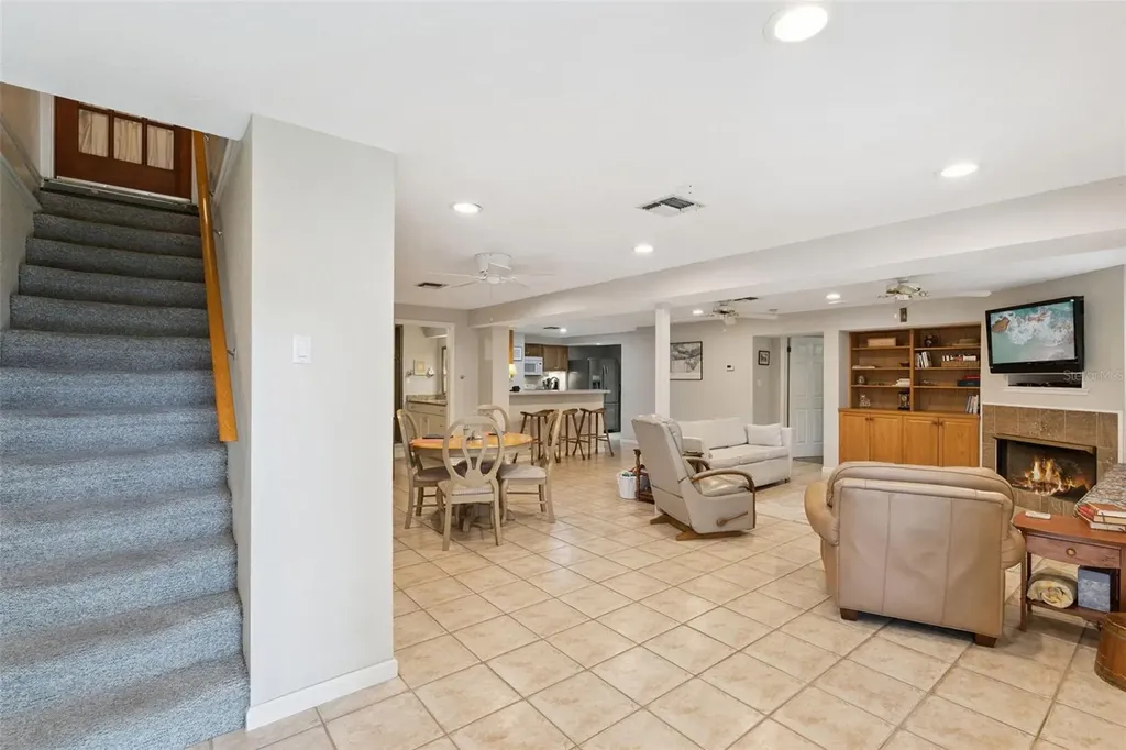 1008 E Ridgewood Street Orlando FL 32803
