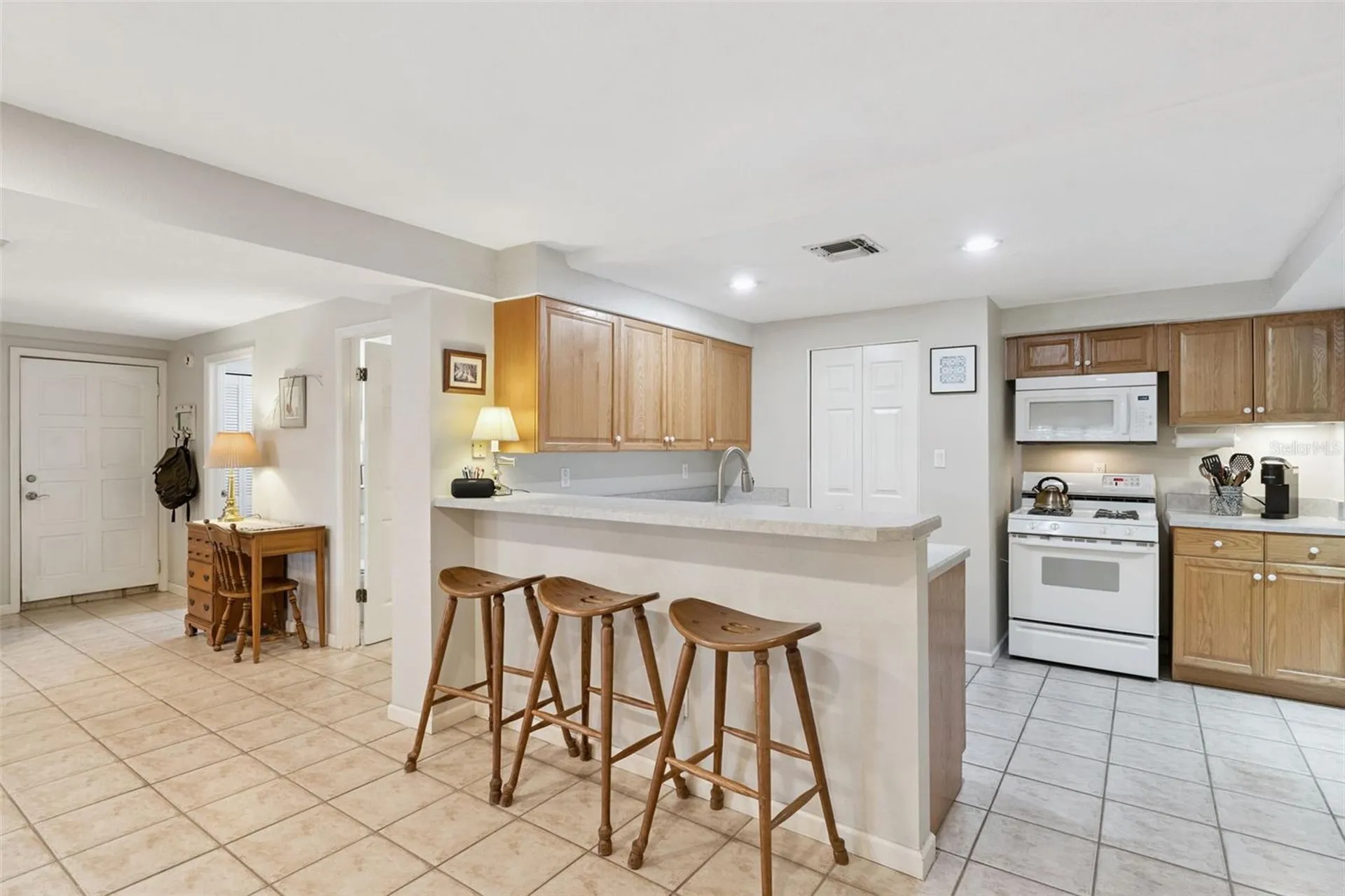 1008 E Ridgewood Street Orlando FL 32803