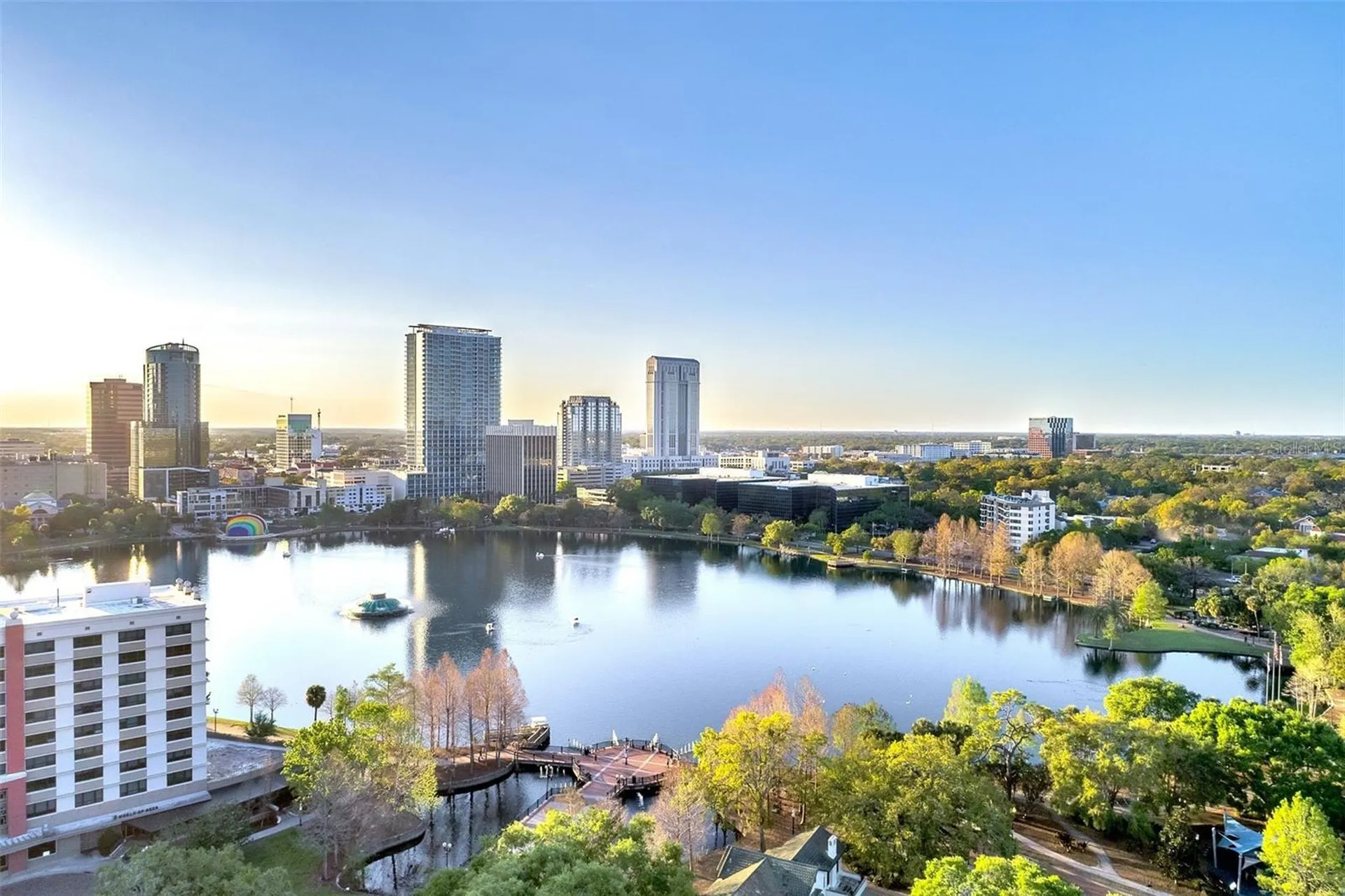 1008 E Ridgewood Street Orlando FL 32803