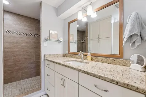 1008 E Ridgewood Street Orlando FL 32803