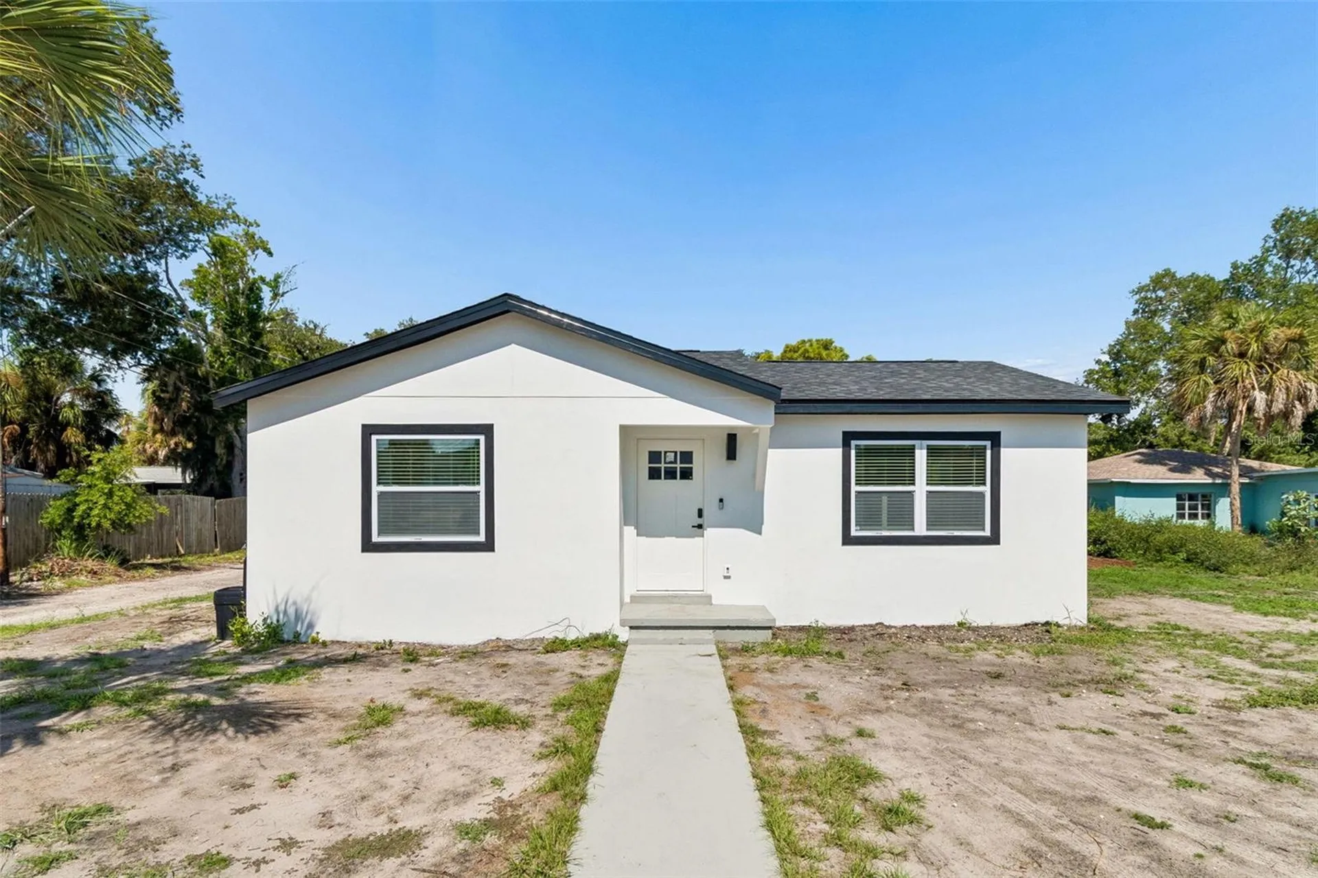 4125 Grove St Petersburg FL 33705