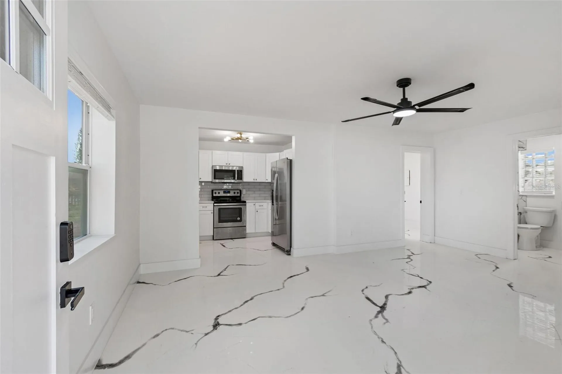 4125 Grove St Petersburg FL 33705