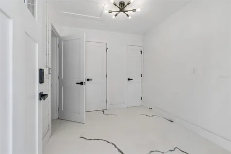 4125 Grove St Petersburg FL 33705