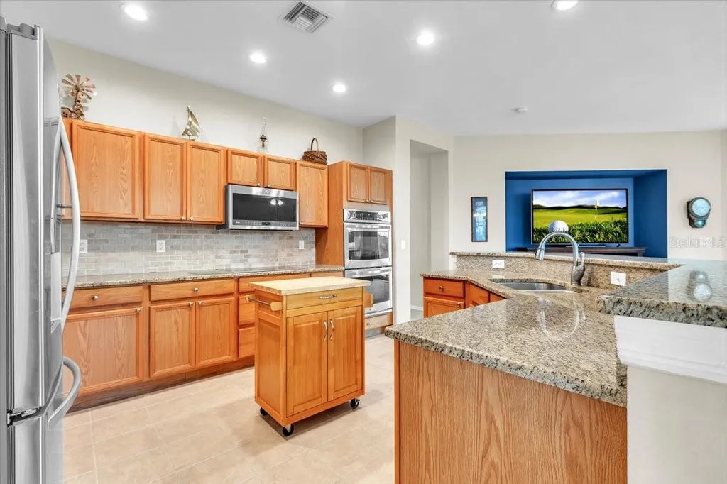 12933 SW Pembroke Circle S Lake Suzy FL 34269