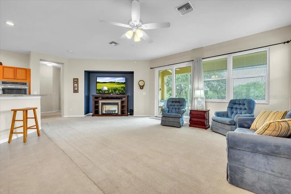 12933 SW Pembroke Circle S Lake Suzy FL 34269