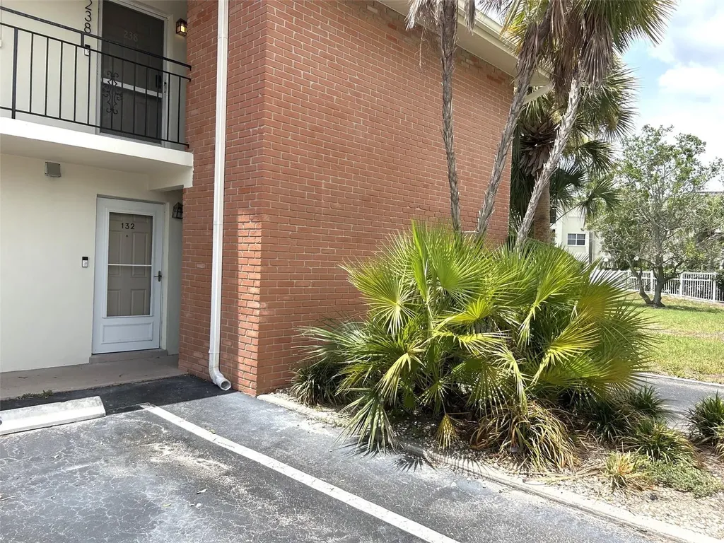 4520 Overlook Drive NE St Petersburg FL 33703