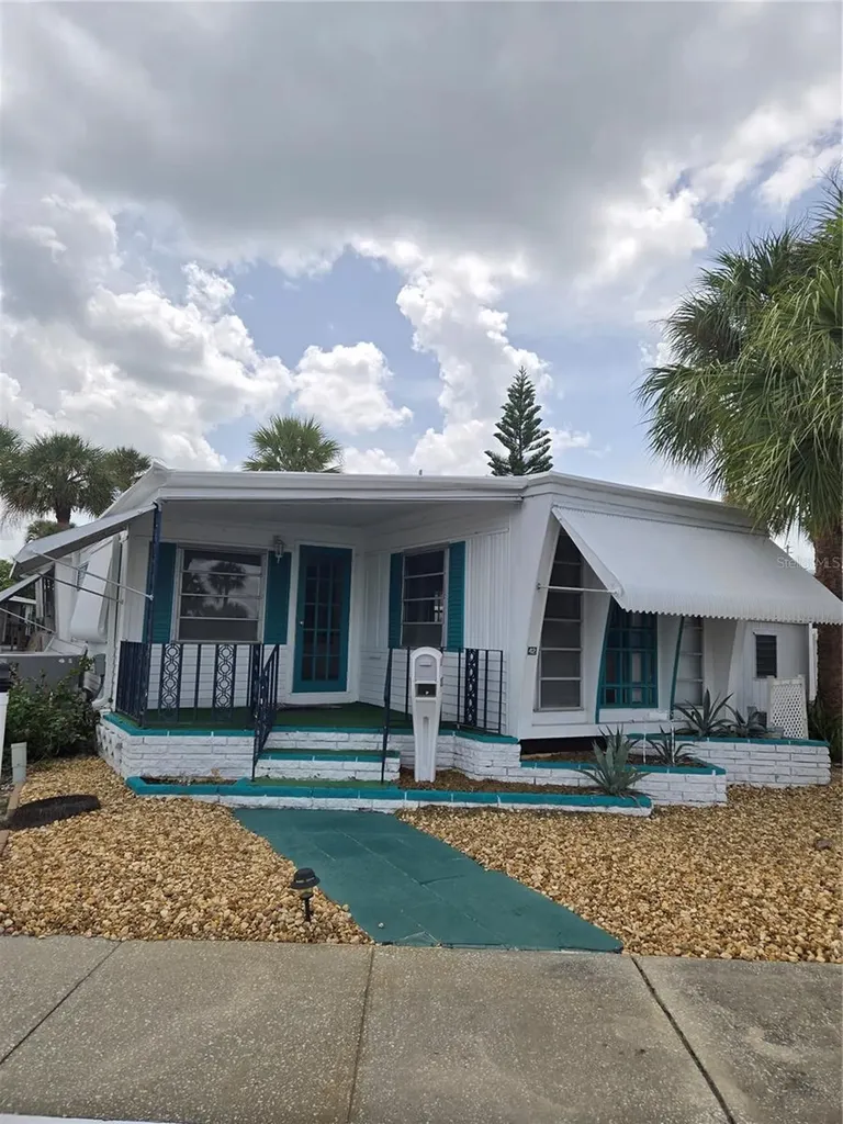 4851 W Gandy Boulevard Tampa FL 33611