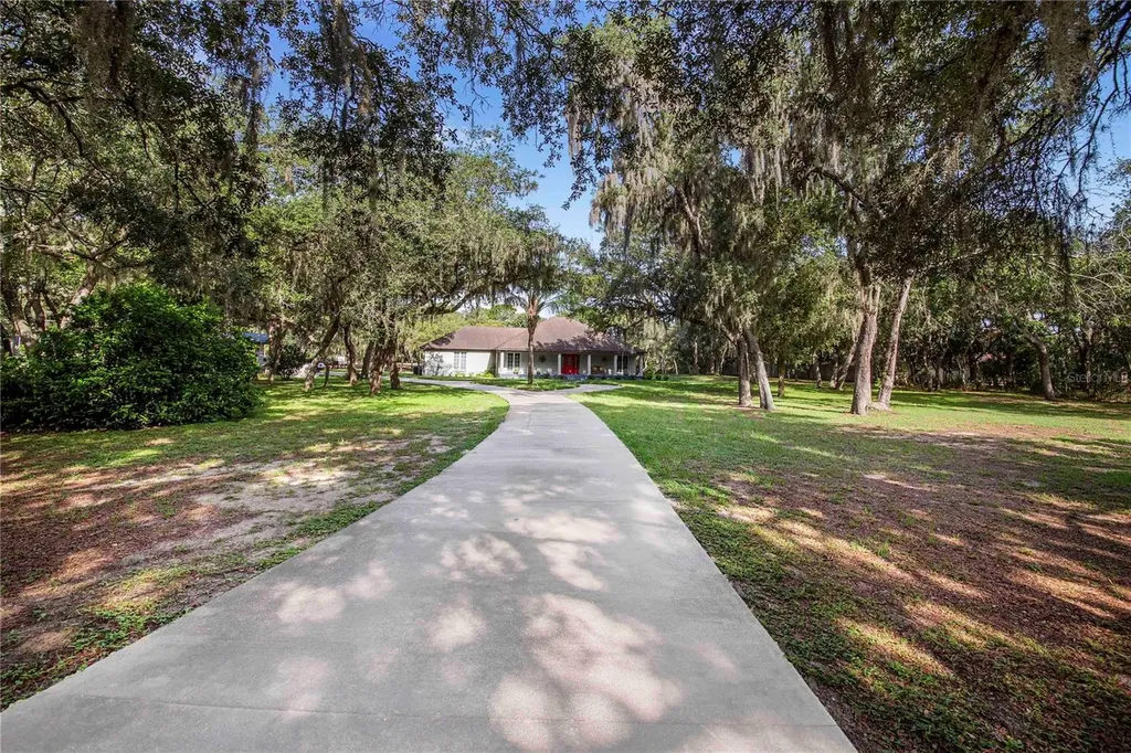 10740 Jim Edwards Road Haines City FL 33844