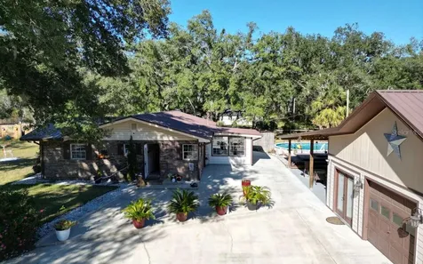 9068 131st Loop Live Oak FL 32060