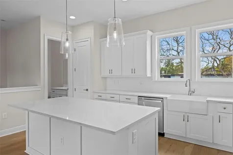 4302 W North B Street Tampa FL 33609