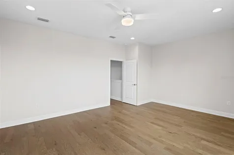4302 W North B Street Tampa FL 33609