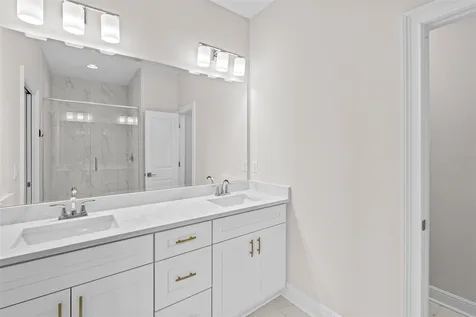 4302 W North B Street Tampa FL 33609