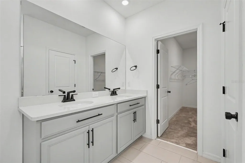 11824 Clare Hill Avenue Riverview FL 33579