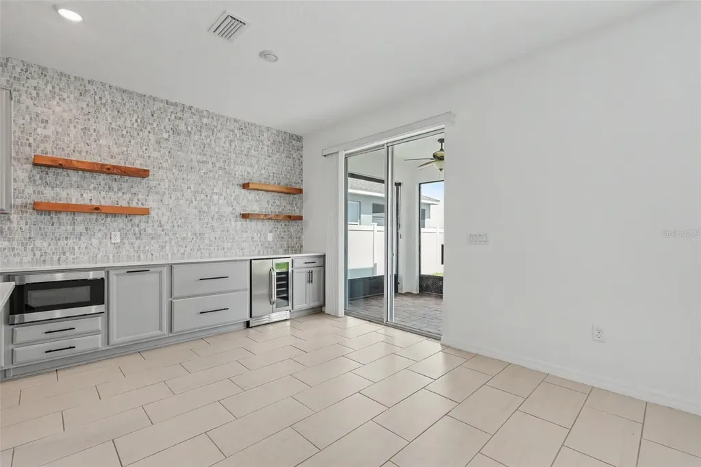 11824 Clare Hill Avenue Riverview FL 33579